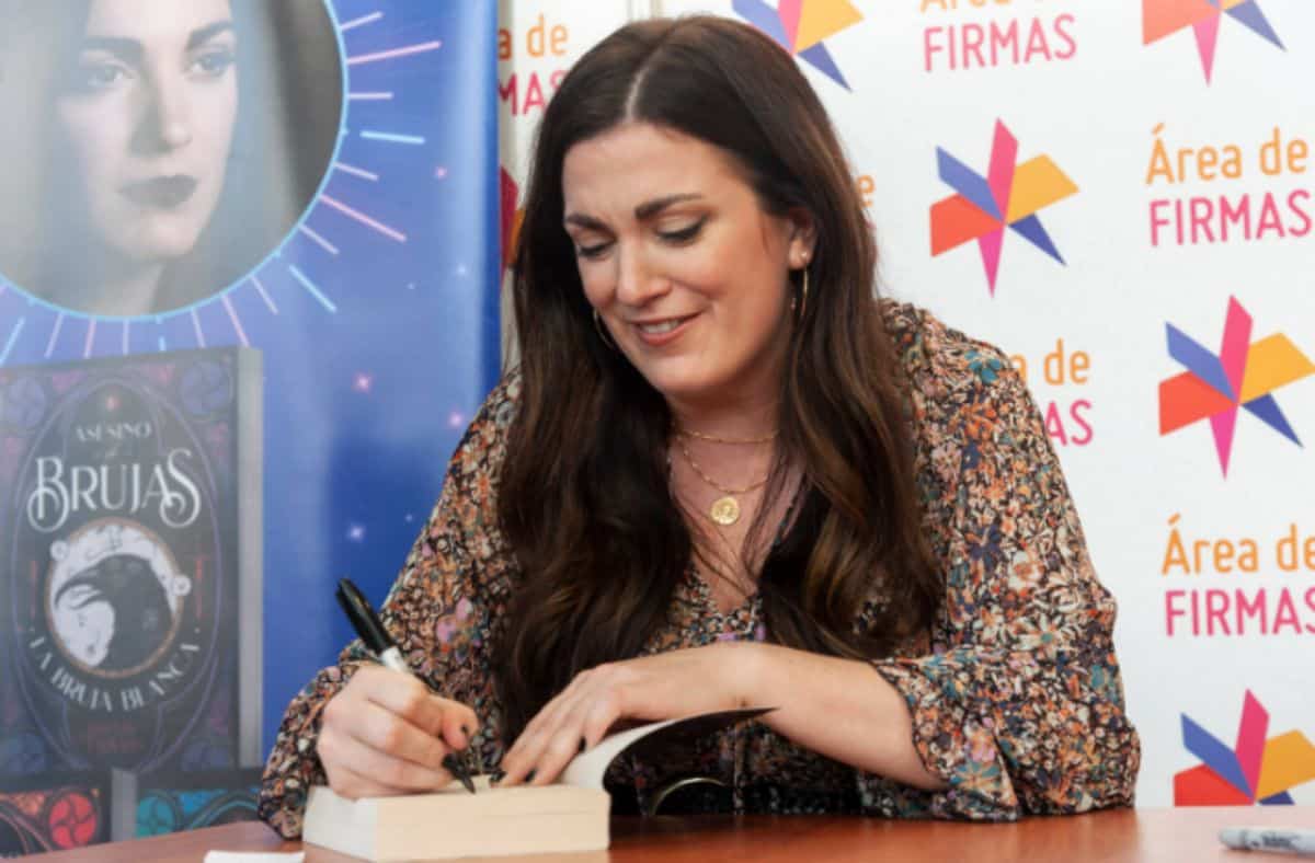 Asesino de Brujas *Edición Especial*